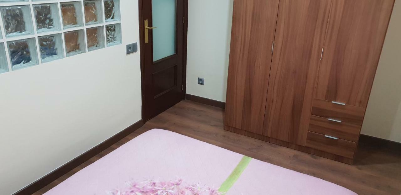 Apartamentos Salamanca Puerta Zamora, Centro, Wifi Con Salon Y 2 Dormitorios, Parking Exterior foto